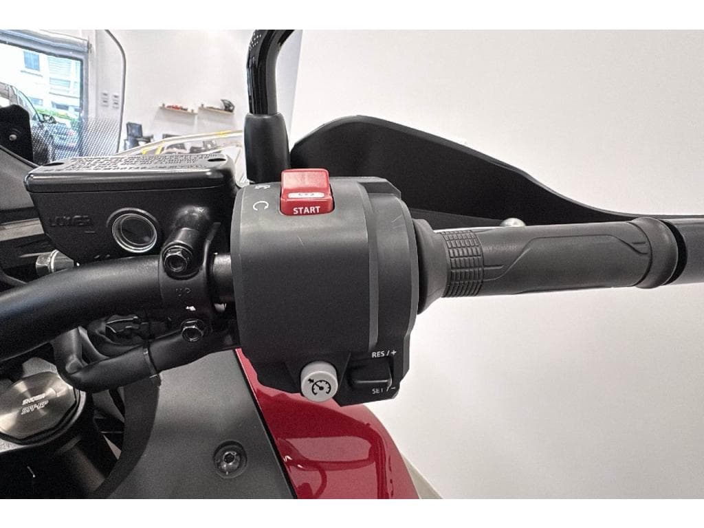 HONDA NT 1100 – photo 12 sur 14