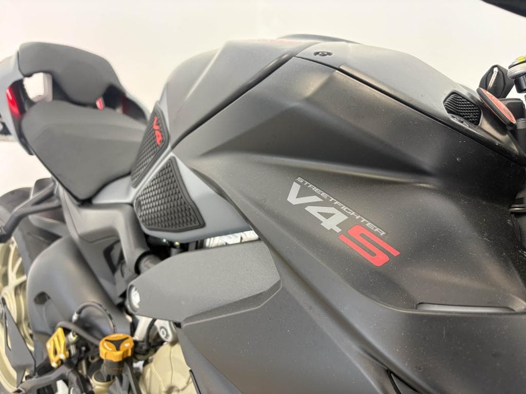 DUCATI STREETFIGHTER V4 S – photo 10 sur 20