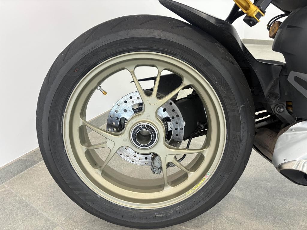 DUCATI STREETFIGHTER V4 S – photo 13 sur 20