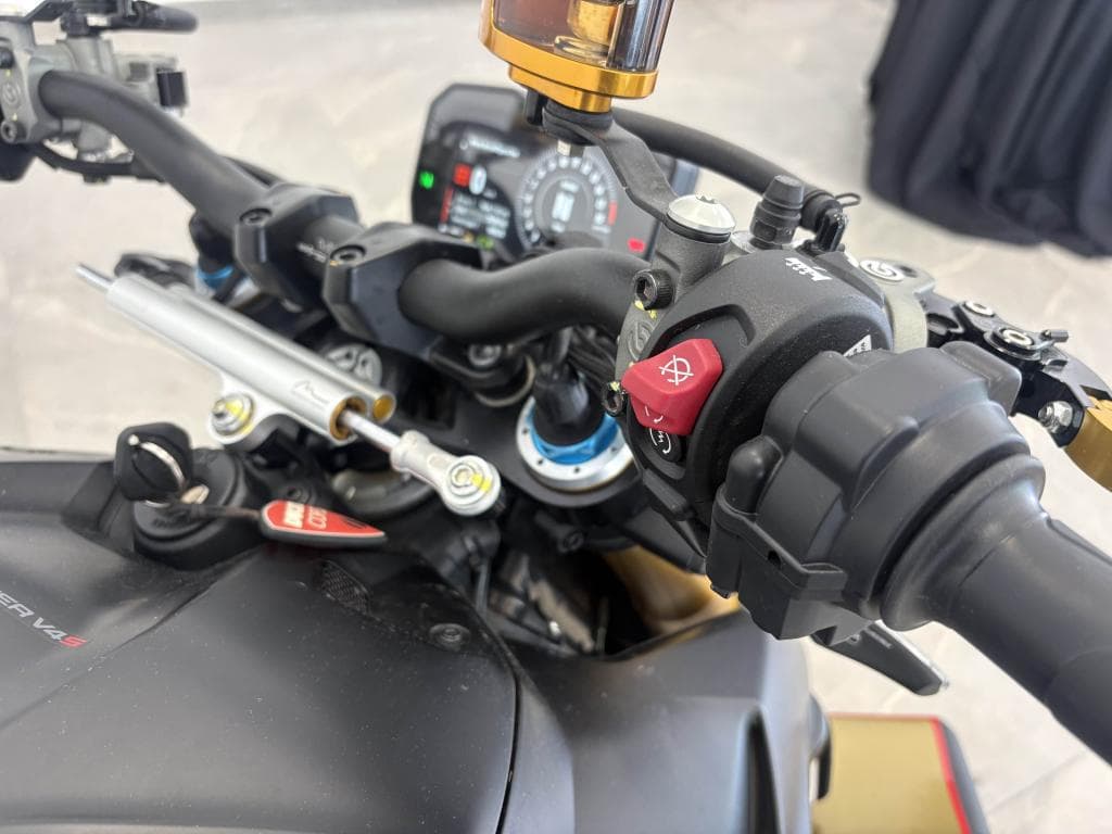 DUCATI STREETFIGHTER V4 S – photo 18 sur 20