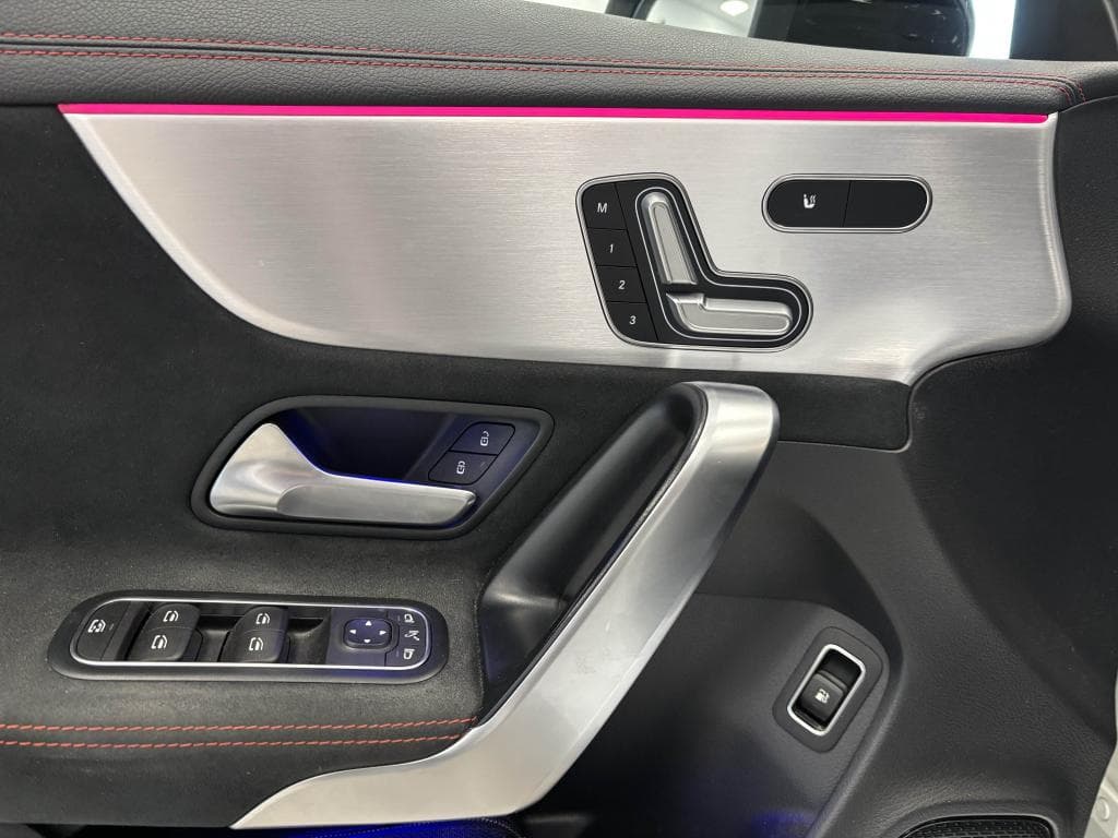 MERCEDES CLA – photo 13 sur 26