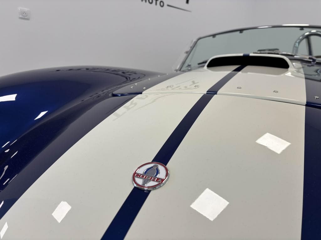 AC COBRA – photo 10 sur 24