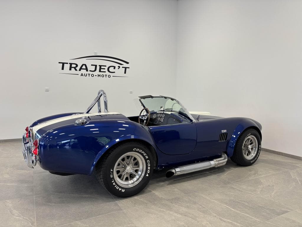 AC COBRA – photo 4 sur 24