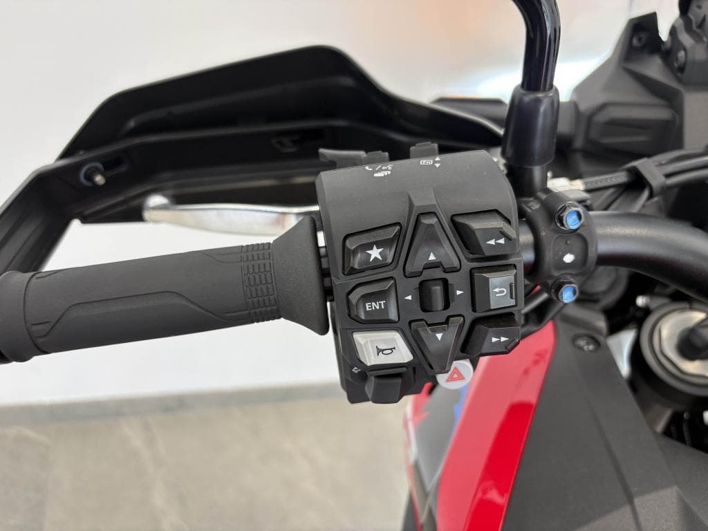 HONDA CRF – photo 9 sur 20