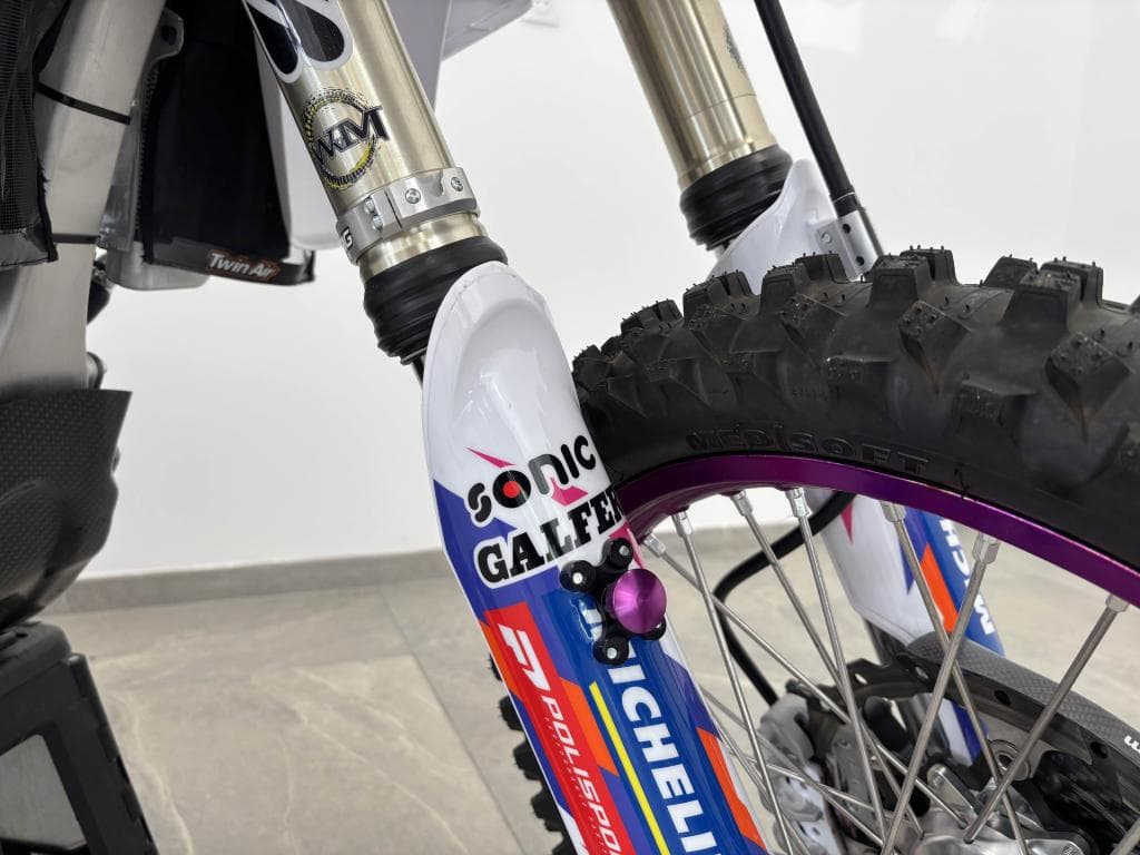 YAMAHA YZ250F – photo 16 sur 20