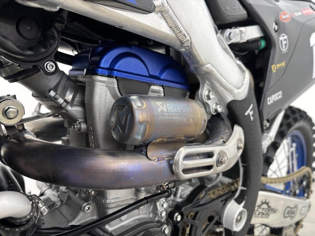 YAMAHA YZF – photo 11 sur 20