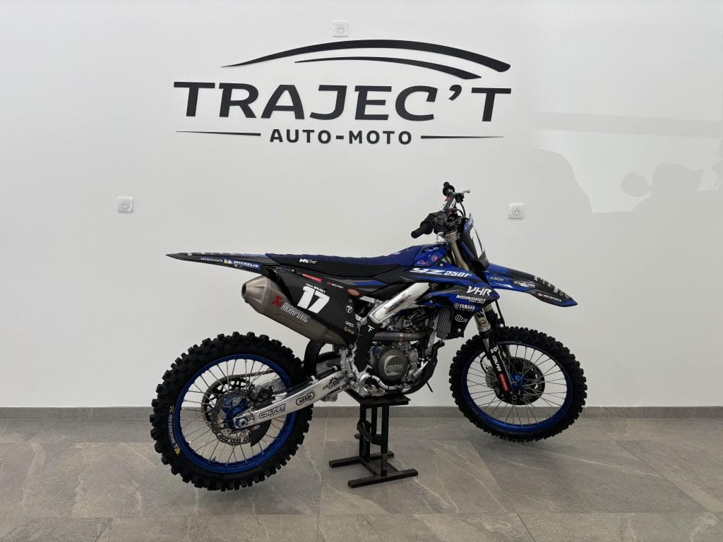 YAMAHA YZF – photo 4 sur 20