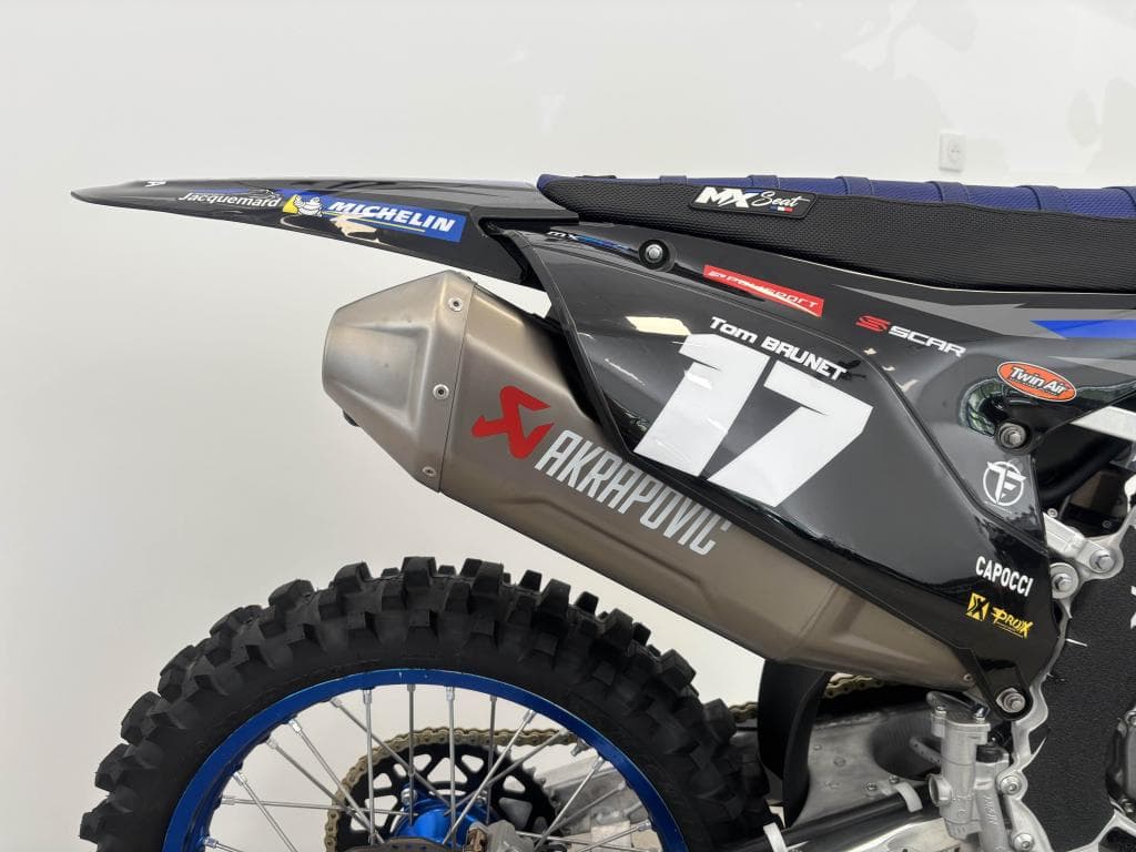 YAMAHA YZF – photo 7 sur 20
