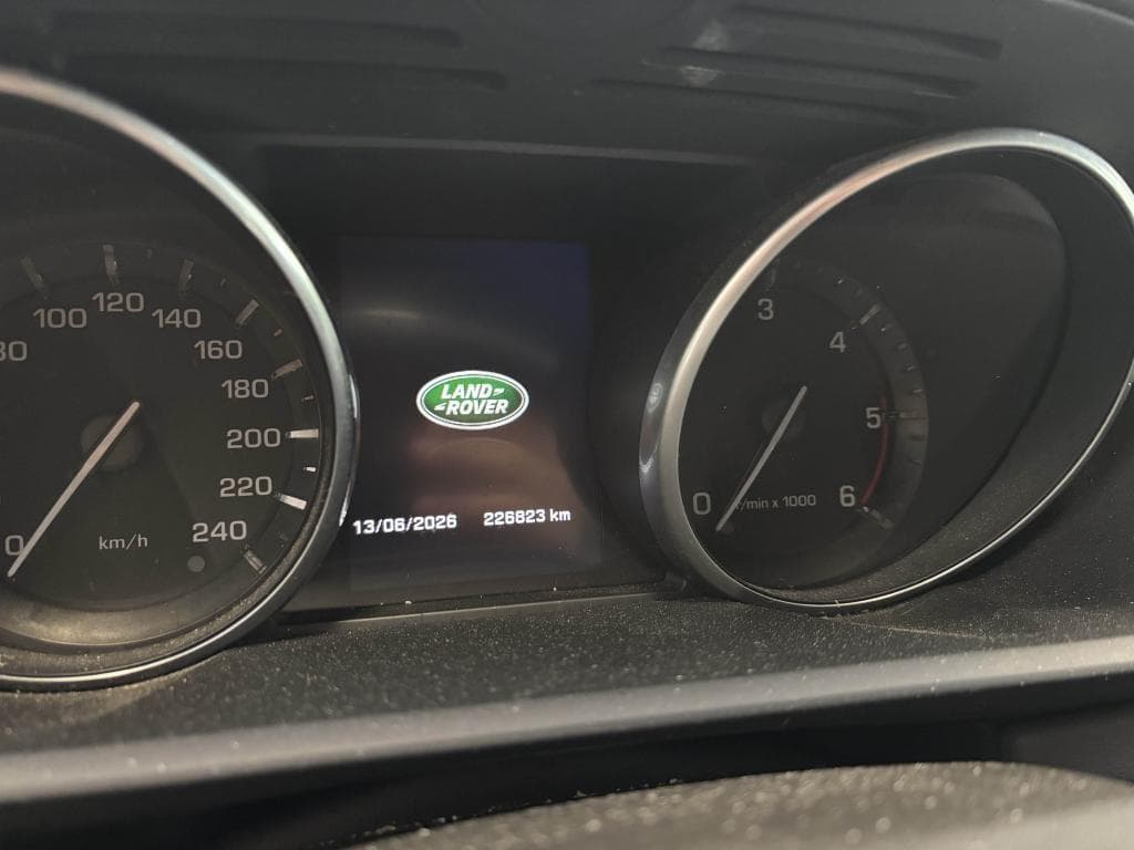 LAND ROVER RANGE ROVER SPORT – photo 41 sur 43