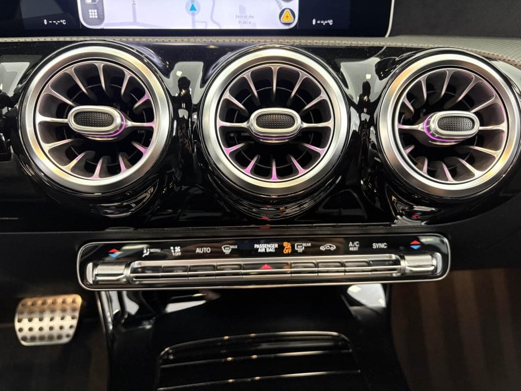 MERCEDES CLASSE A – photo 19 sur 30