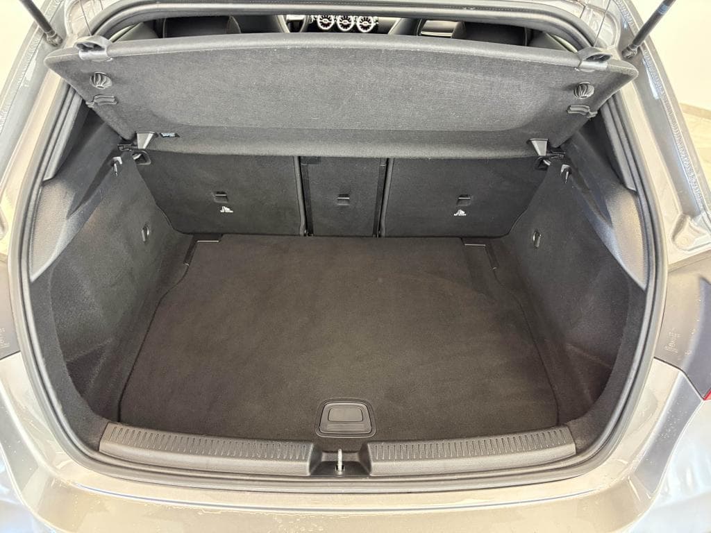 MERCEDES CLASSE A – photo 28 sur 30