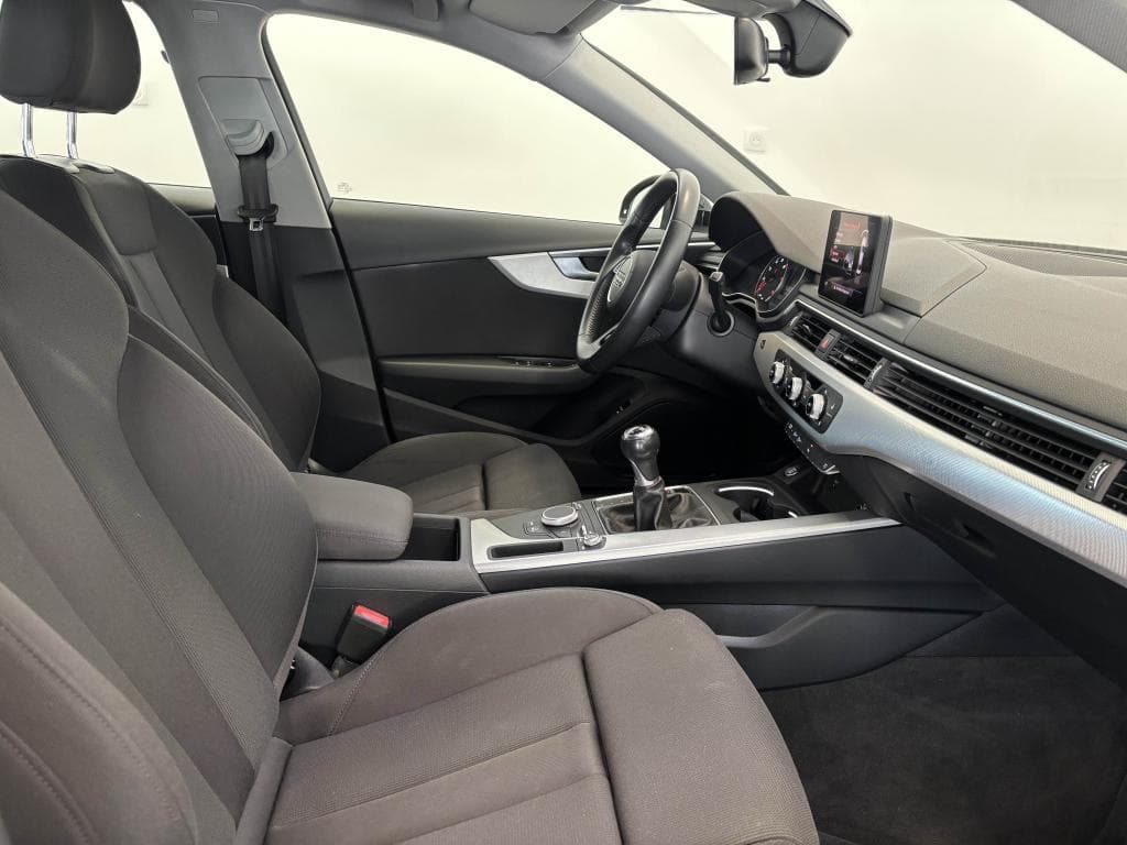 AUDI A4 – photo 17 sur 29