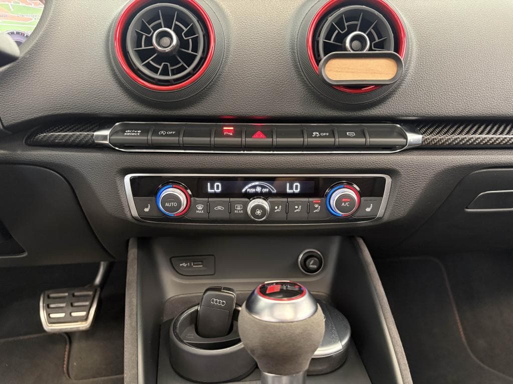 AUDI RS3 Berline – photo 28 sur 52