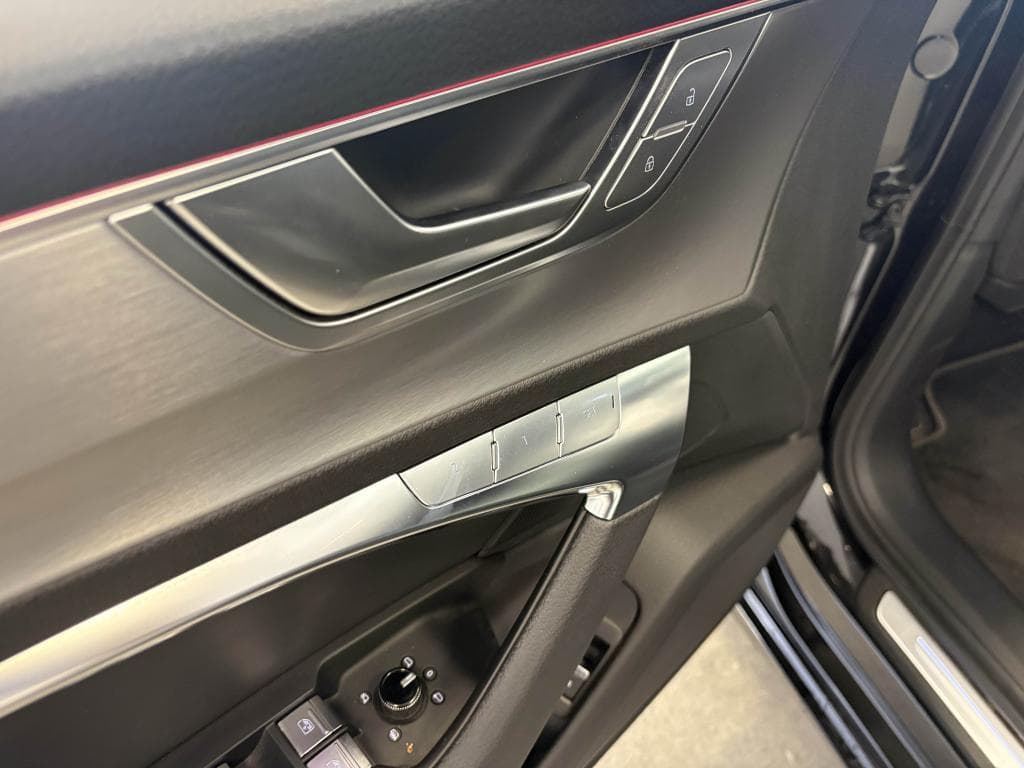 AUDI A6 AVANT – photo 22 sur 30