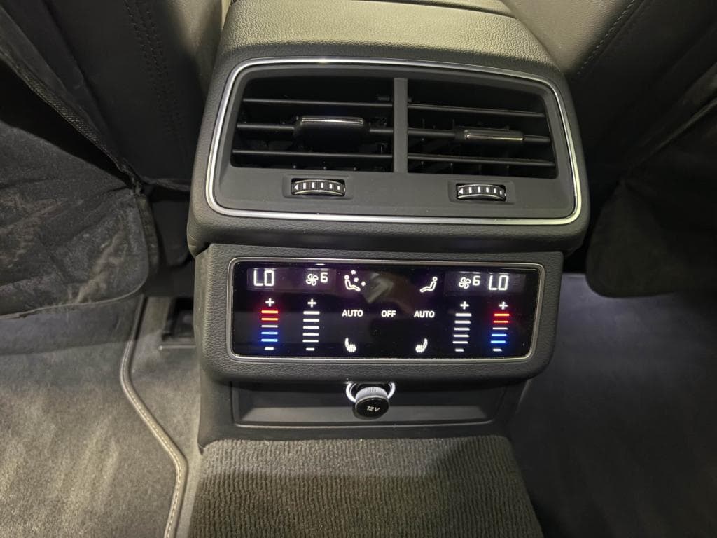 AUDI A6 AVANT – photo 25 sur 30