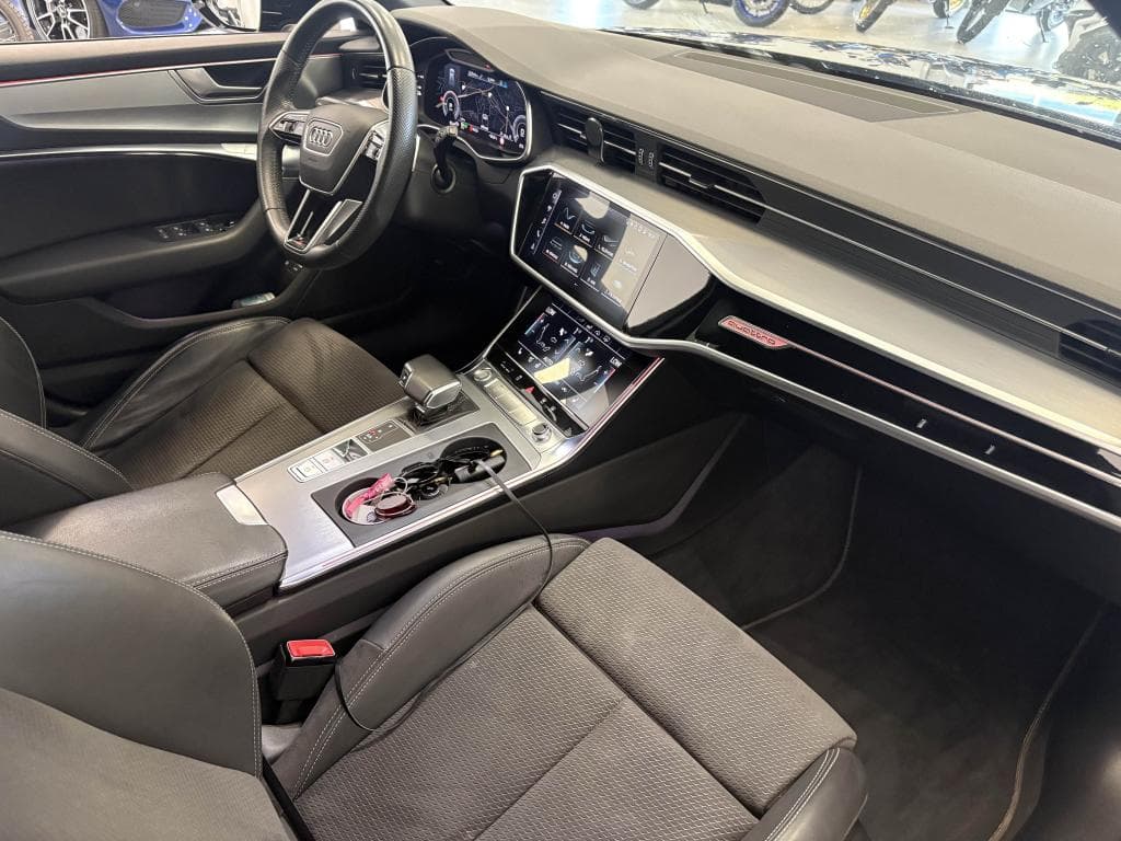 AUDI A6 AVANT – photo 28 sur 30