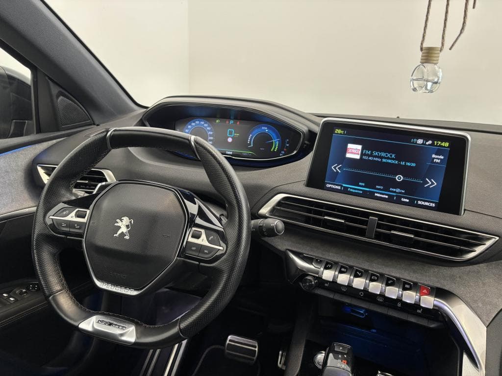 PEUGEOT 3008 – photo 21 sur 31