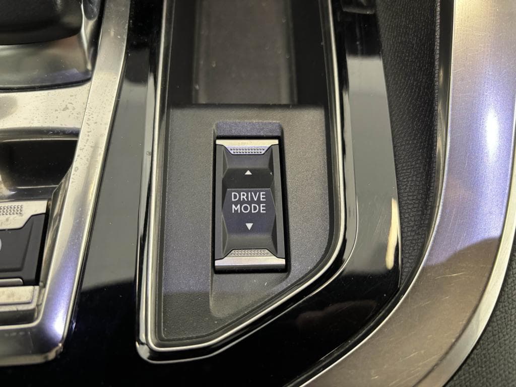 PEUGEOT 3008 – photo 28 sur 31