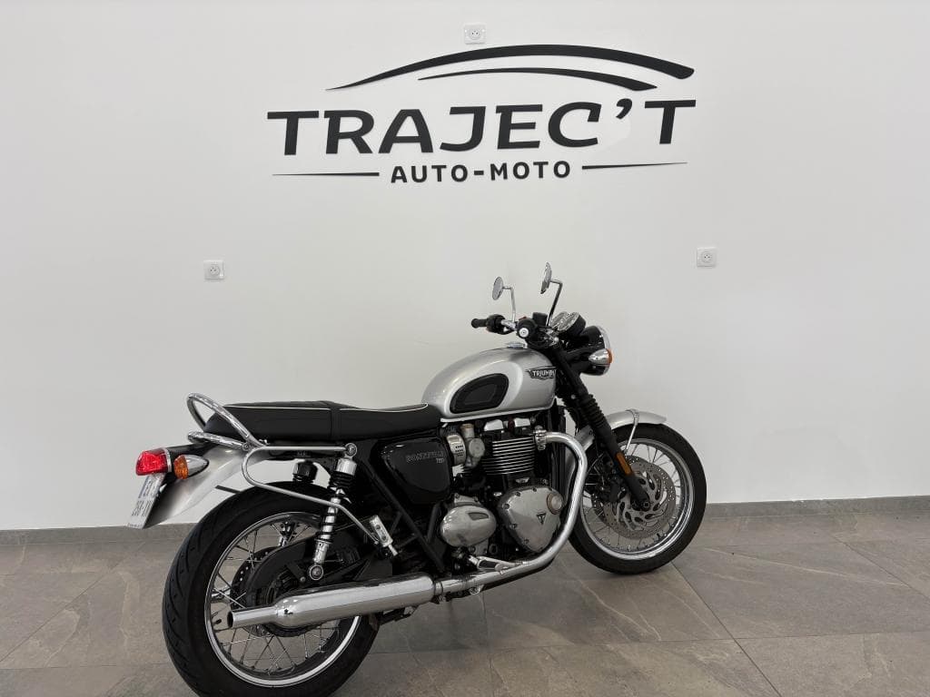 TRIUMPH BONNEVILLE – photo 5 sur 20