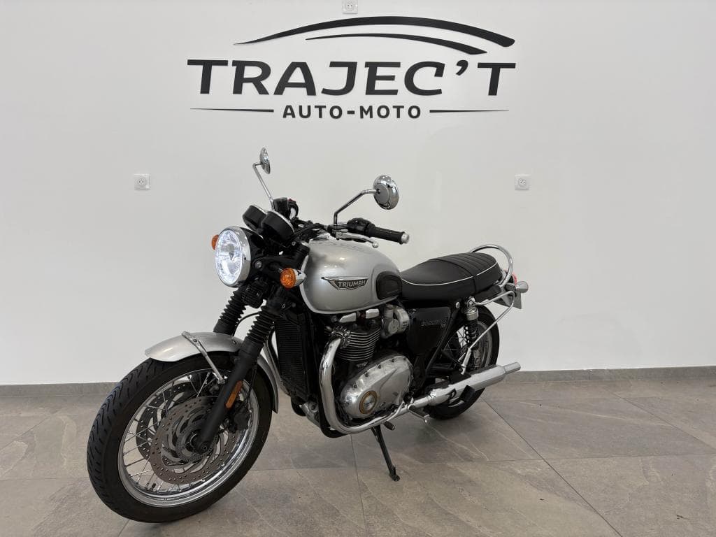 TRIUMPH BONNEVILLE – photo 2 sur 20