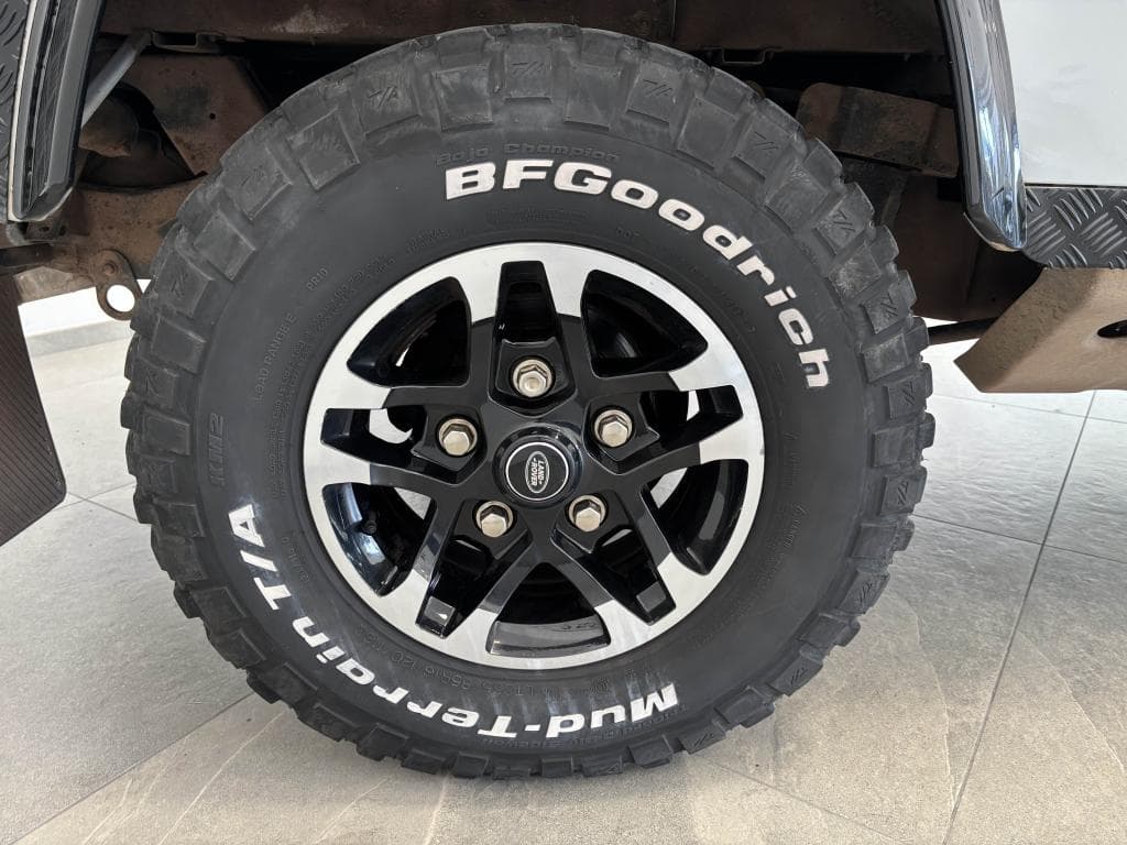 LAND ROVER DEFENDER – photo 25 sur 29