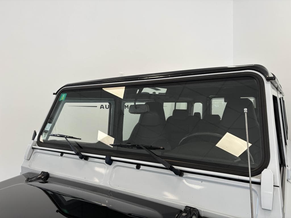 LAND ROVER DEFENDER – photo 9 sur 29