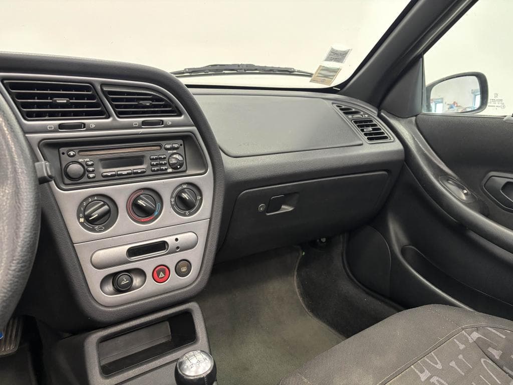 PEUGEOT 306 – photo 15 sur 28