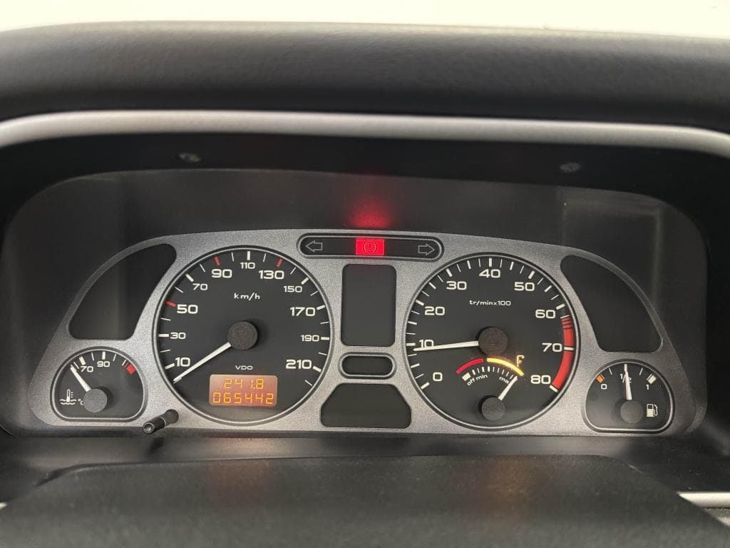 PEUGEOT 306 – photo 17 sur 28