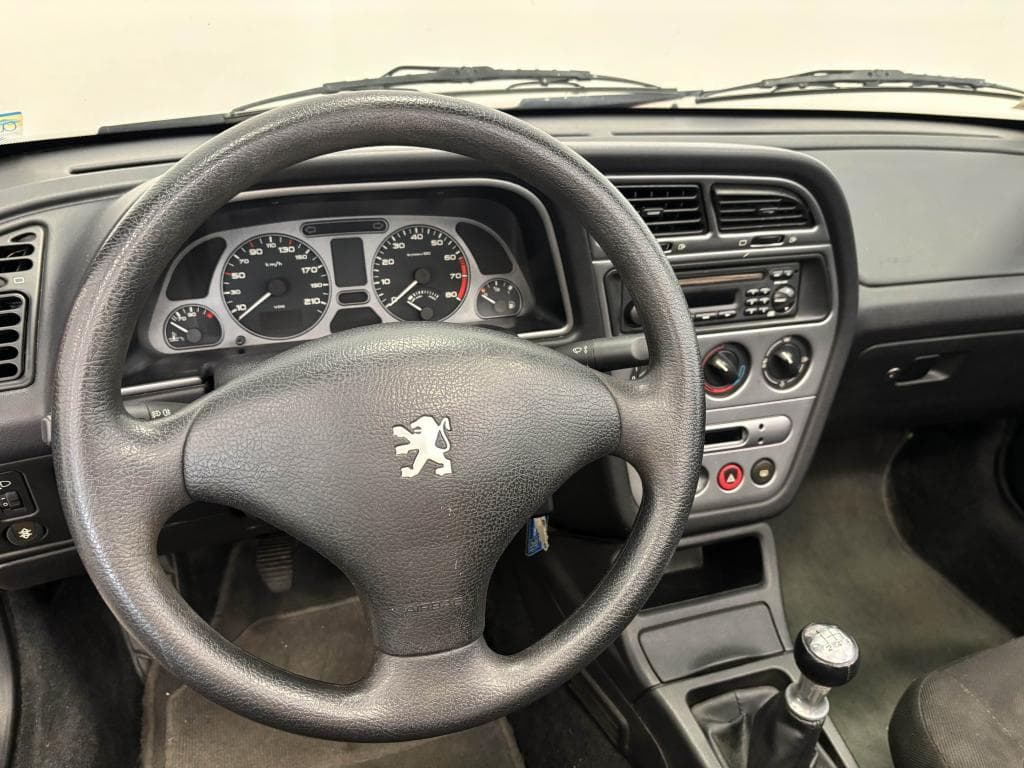 PEUGEOT 306 – photo 20 sur 28