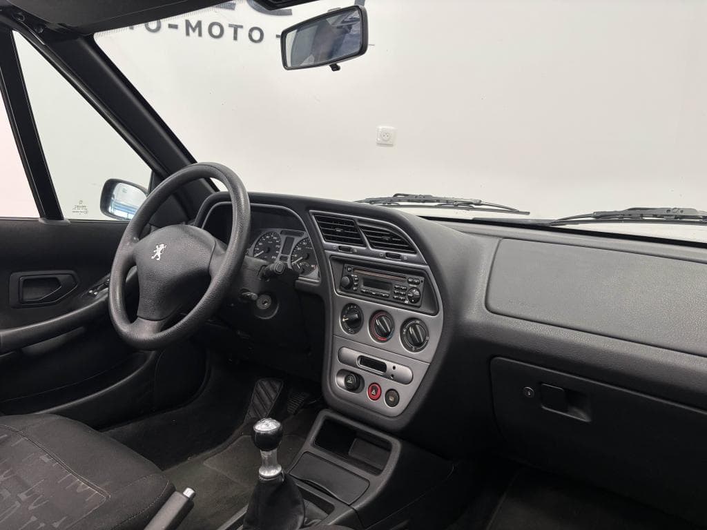 PEUGEOT 306 – photo 21 sur 28