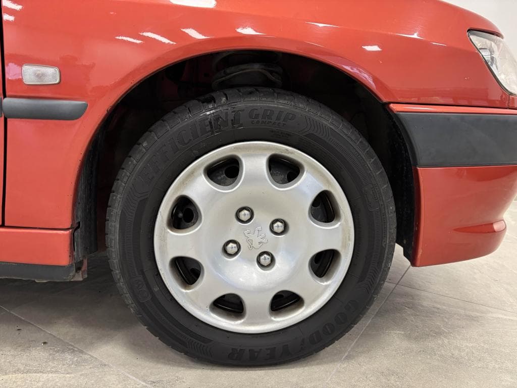 PEUGEOT 306 – photo 26 sur 28