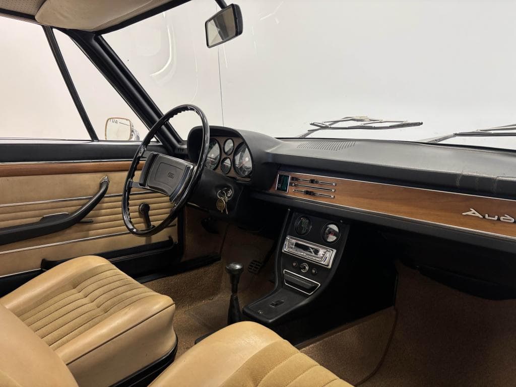AUDI 100 – photo 26 sur 30