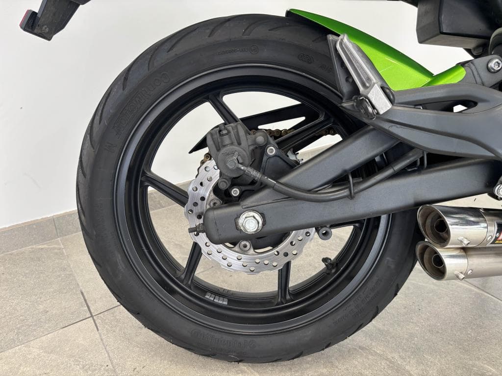 KAWASAKI ER 6 – photo 10 sur 17