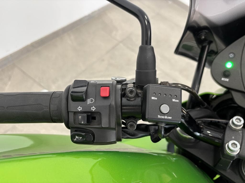 KAWASAKI ER 6 – photo 14 sur 17