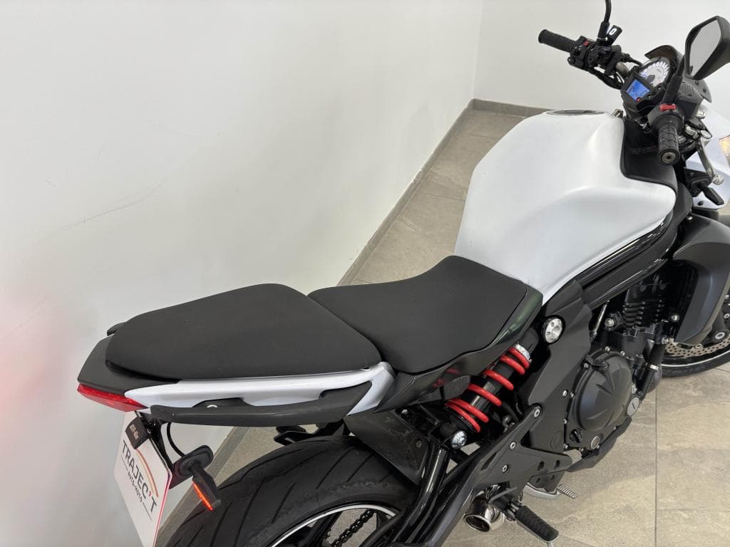 KAWASAKI ER-6N – photo 8 sur 13