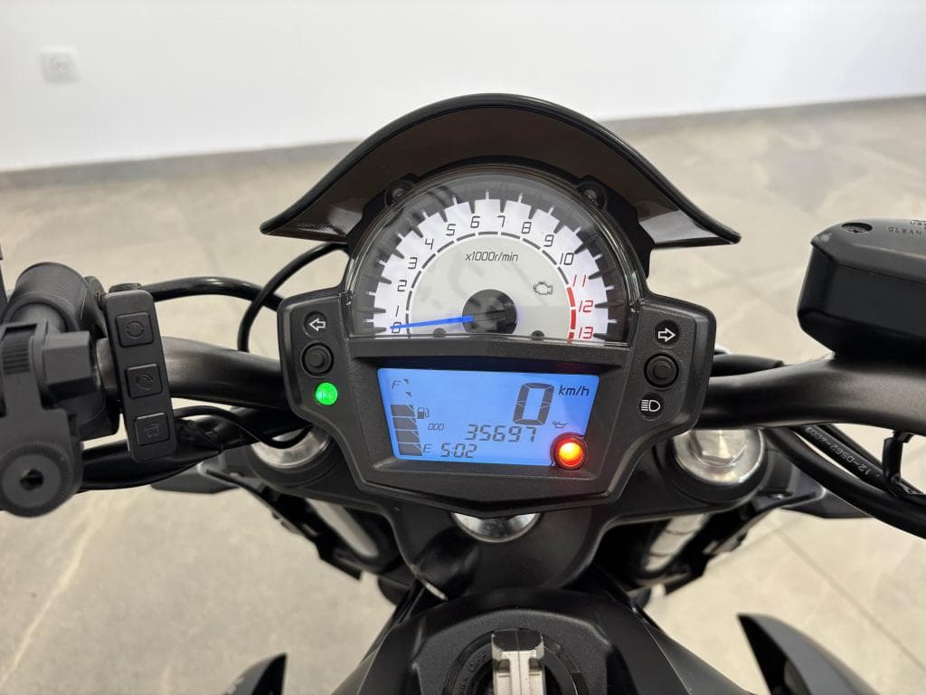 KAWASAKI ER-6N – photo 9 sur 13