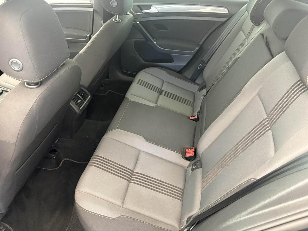 VOLKSWAGEN GOLF – photo 15 sur 29