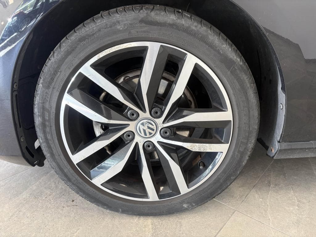 VOLKSWAGEN GOLF – photo 26 sur 29