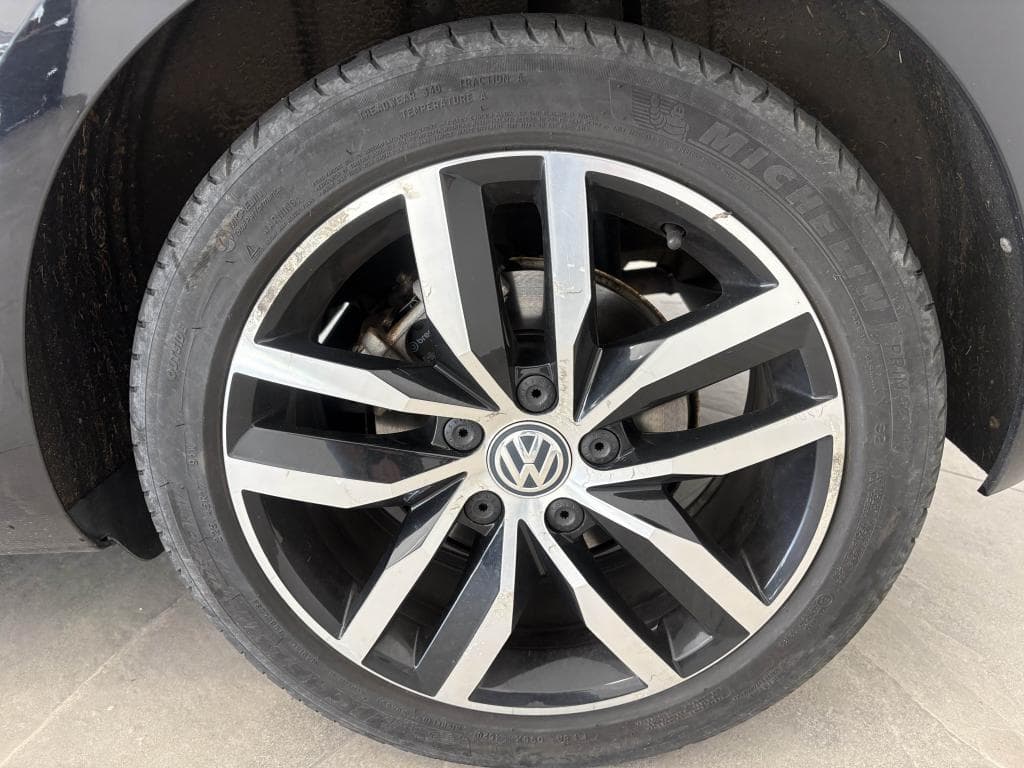 VOLKSWAGEN GOLF – photo 27 sur 29