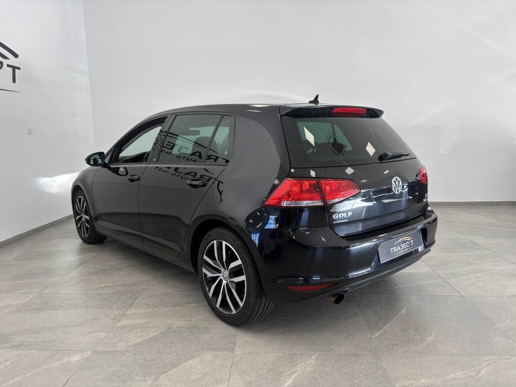 VOLKSWAGEN GOLF – photo 5 sur 29