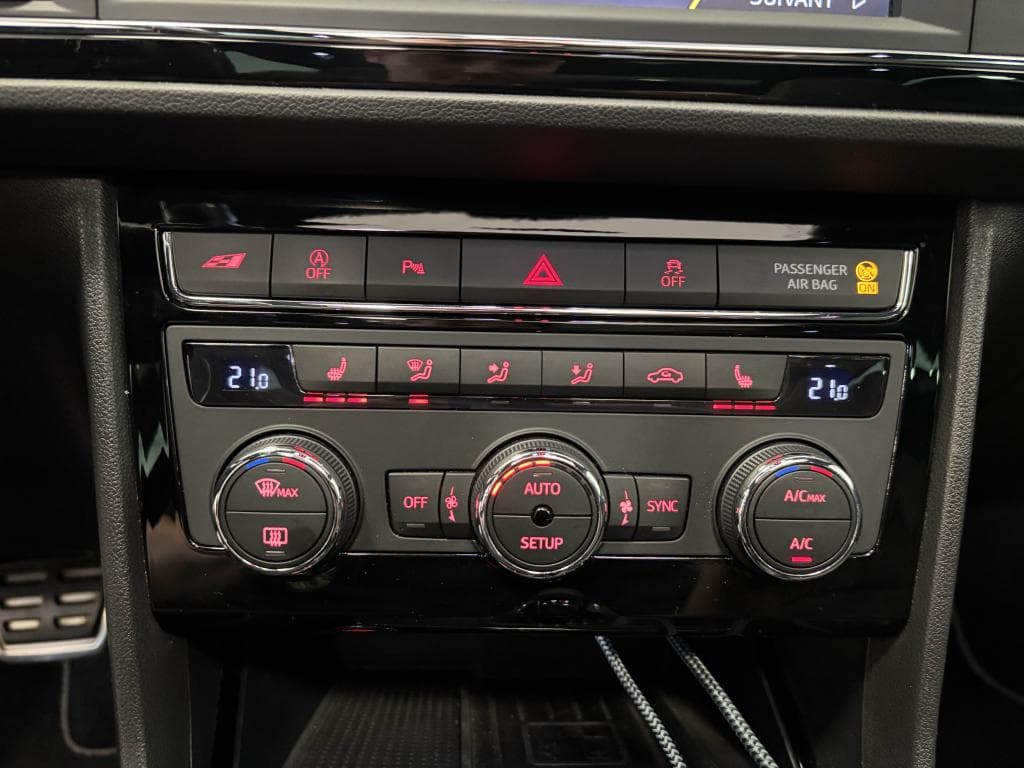 SEAT LEON – photo 17 sur 29