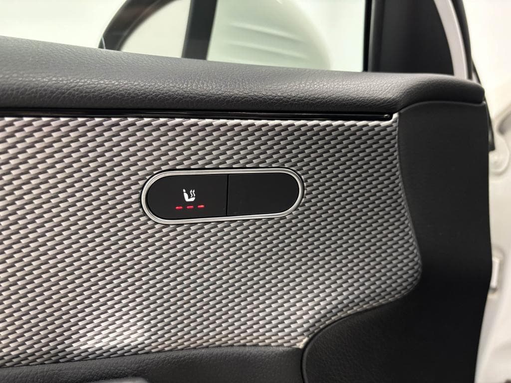 MERCEDES CLASSE A – photo 11 sur 23