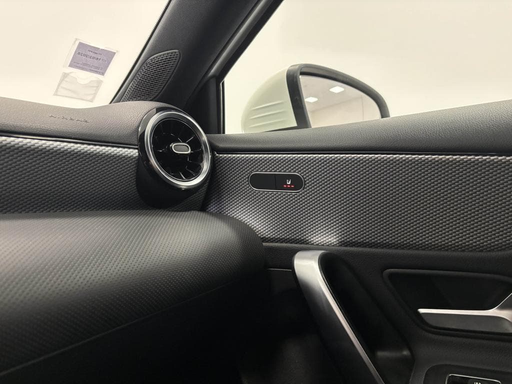 MERCEDES CLASSE A – photo 17 sur 23