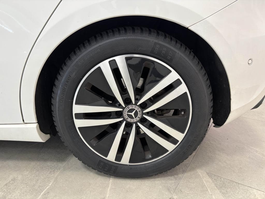 MERCEDES CLASSE A – photo 21 sur 23