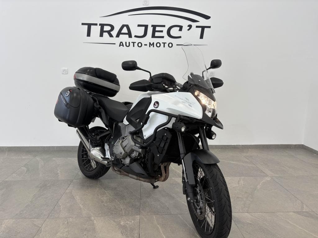 HONDA VFR 1200 DCT – photo 1 sur 19
