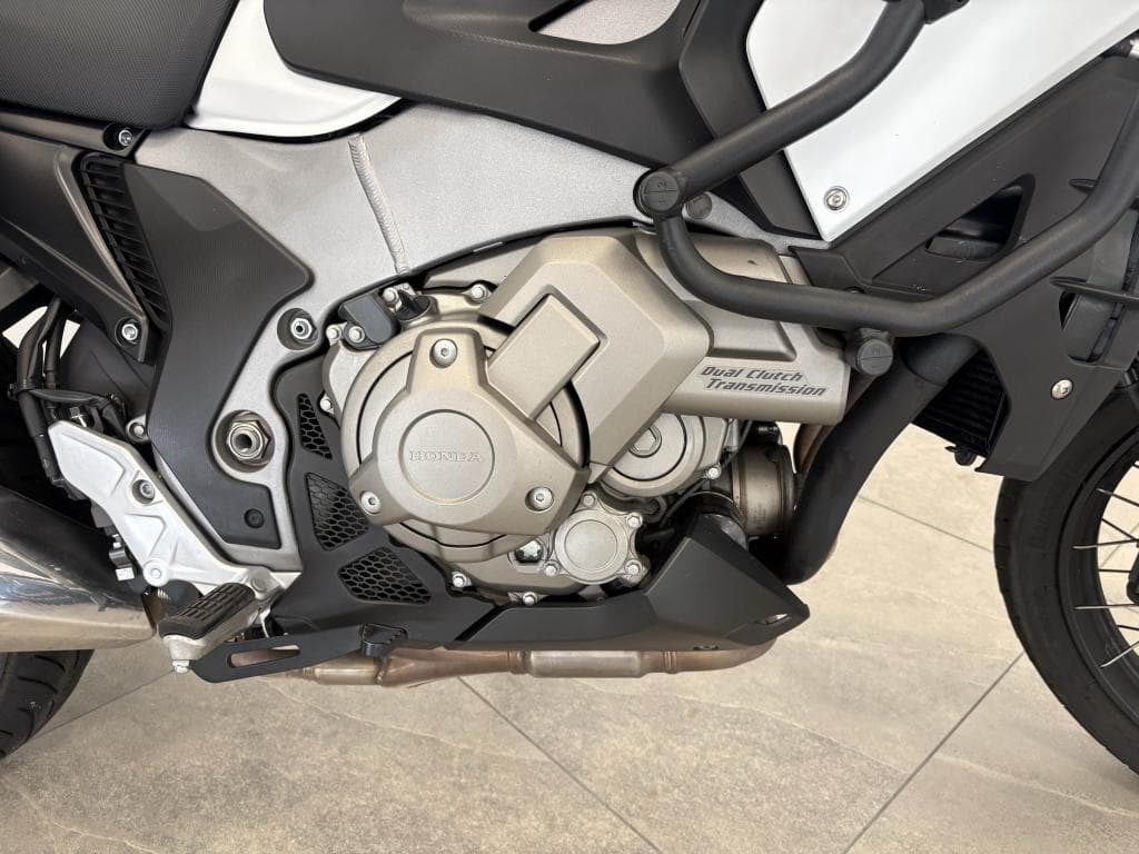 HONDA VFR 1200 DCT – photo 7 sur 19