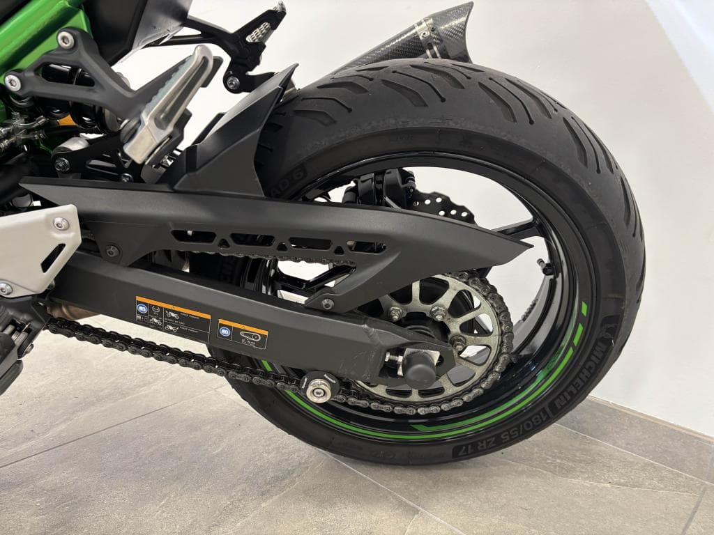 KAWASAKI Z – photo 12 sur 16