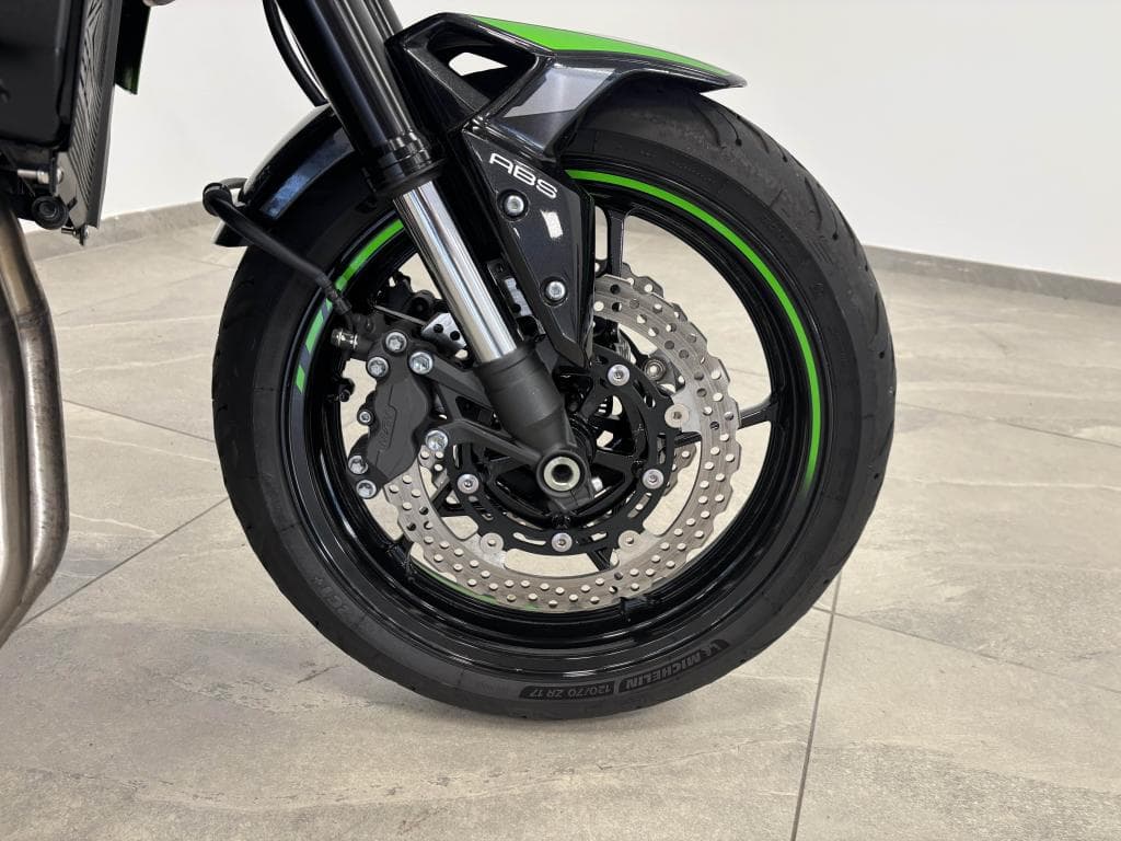KAWASAKI Z – photo 9 sur 16
