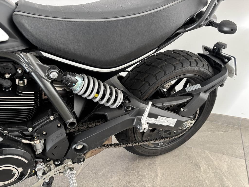 DUCATI SCRAMBLER 800 – photo 14 sur 15