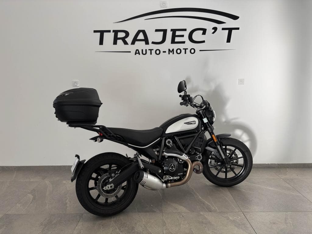 DUCATI SCRAMBLER 800 – photo 2 sur 15